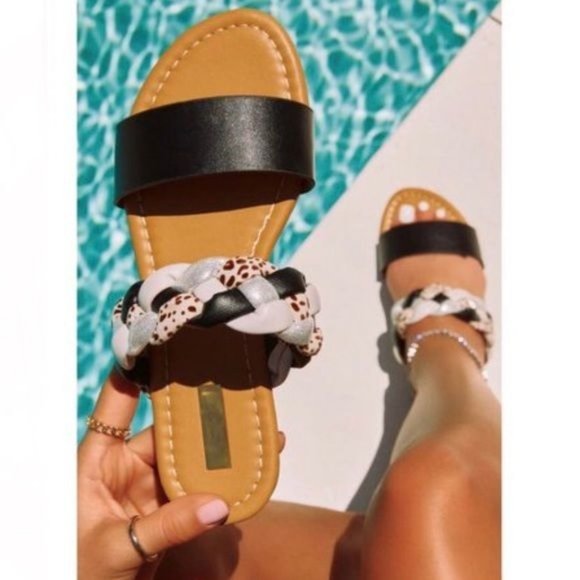 Sole Jealous Shoes - !! NEW !! Slide Sandals With Braided Detail in Black
